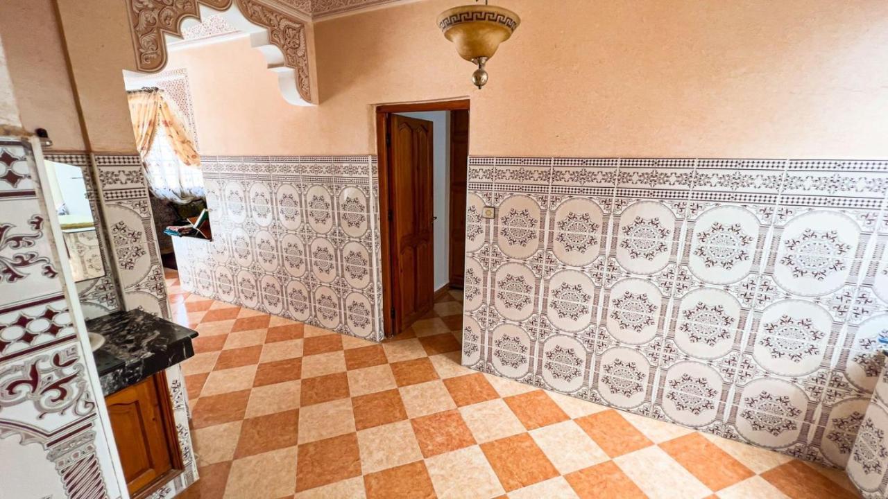 Dar Haut De Gamme Et A Un Prix Imaginaire Hostcom For Families Only Oujda Bagian luar foto